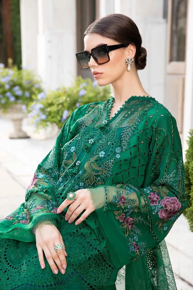 MARIA B LUXURY OUT FIT